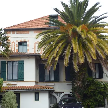 Grand Avec Mezzanine Et Terrasse * Arcachon
